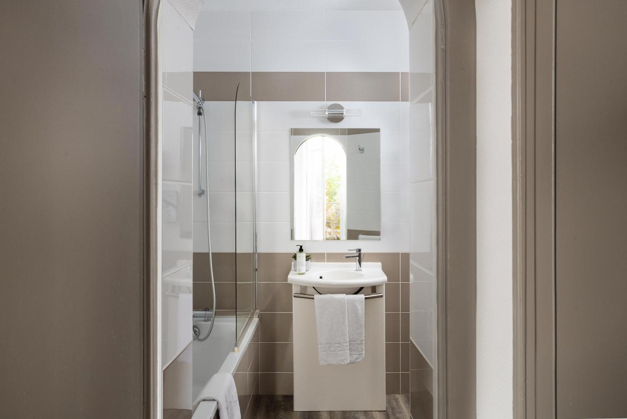 Hotel Suzane Angers
